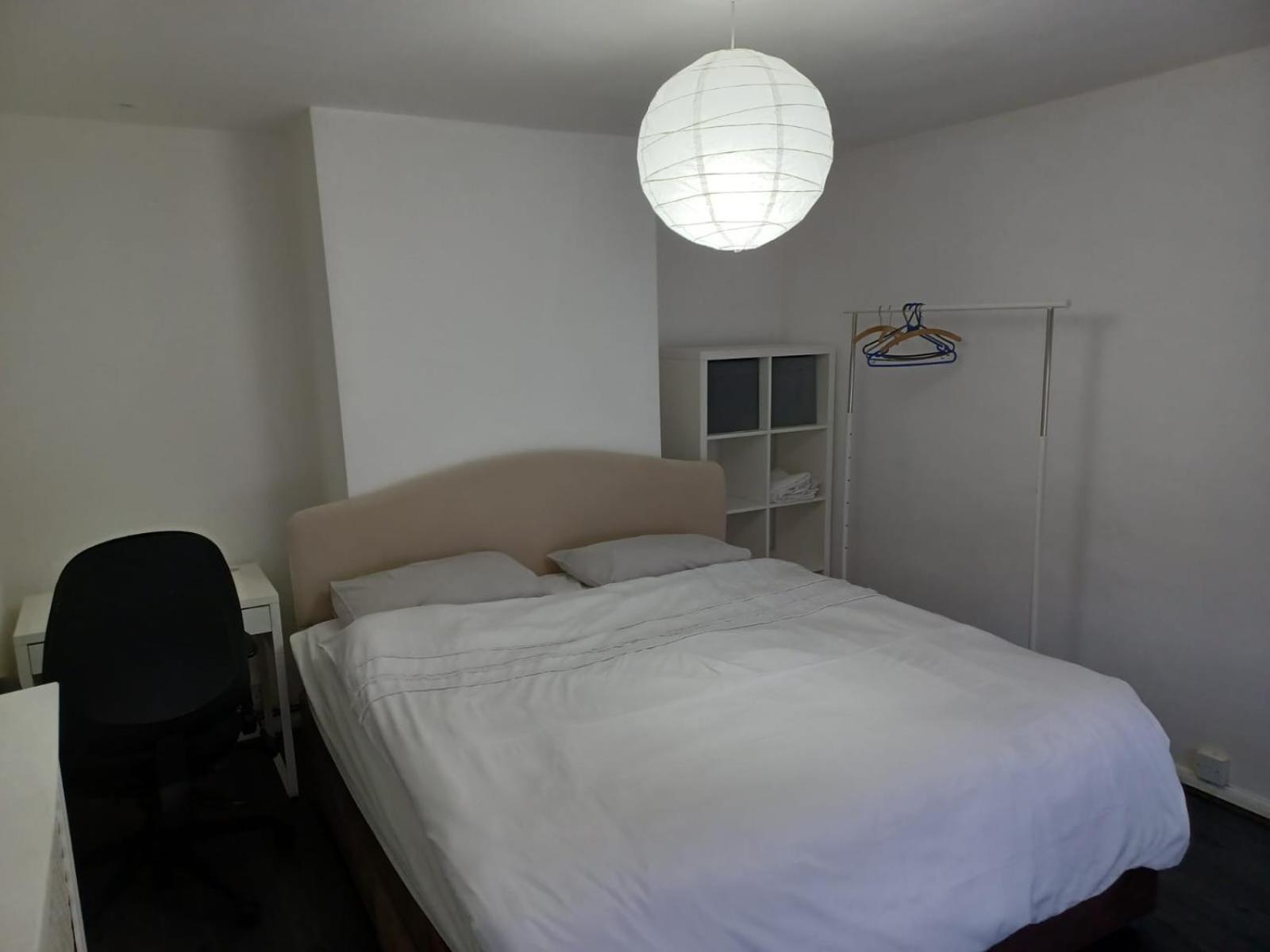 Byron View House R6 Lejlighed Luton  Eksteriør billede